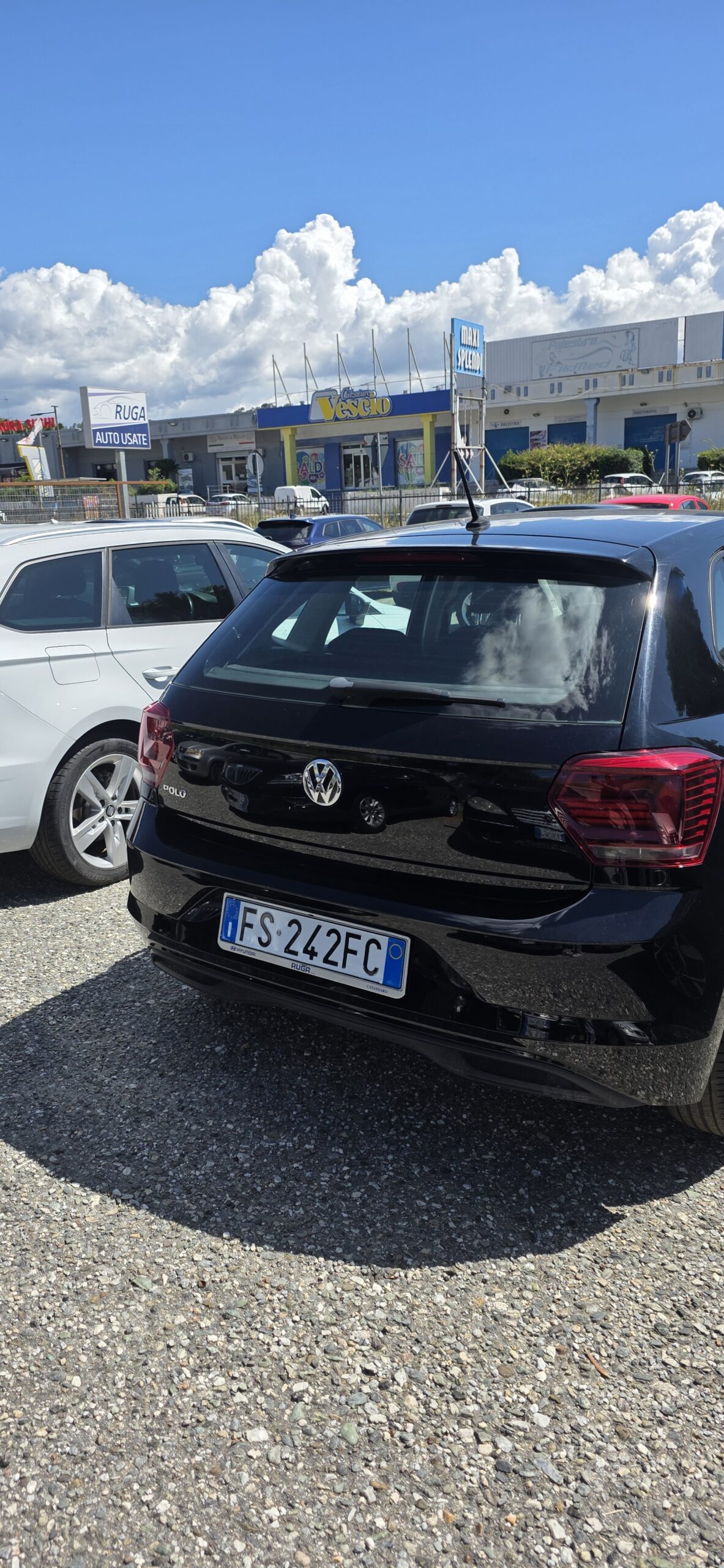 
								VOLKSWAGEN POLO 1.6 TDI full									