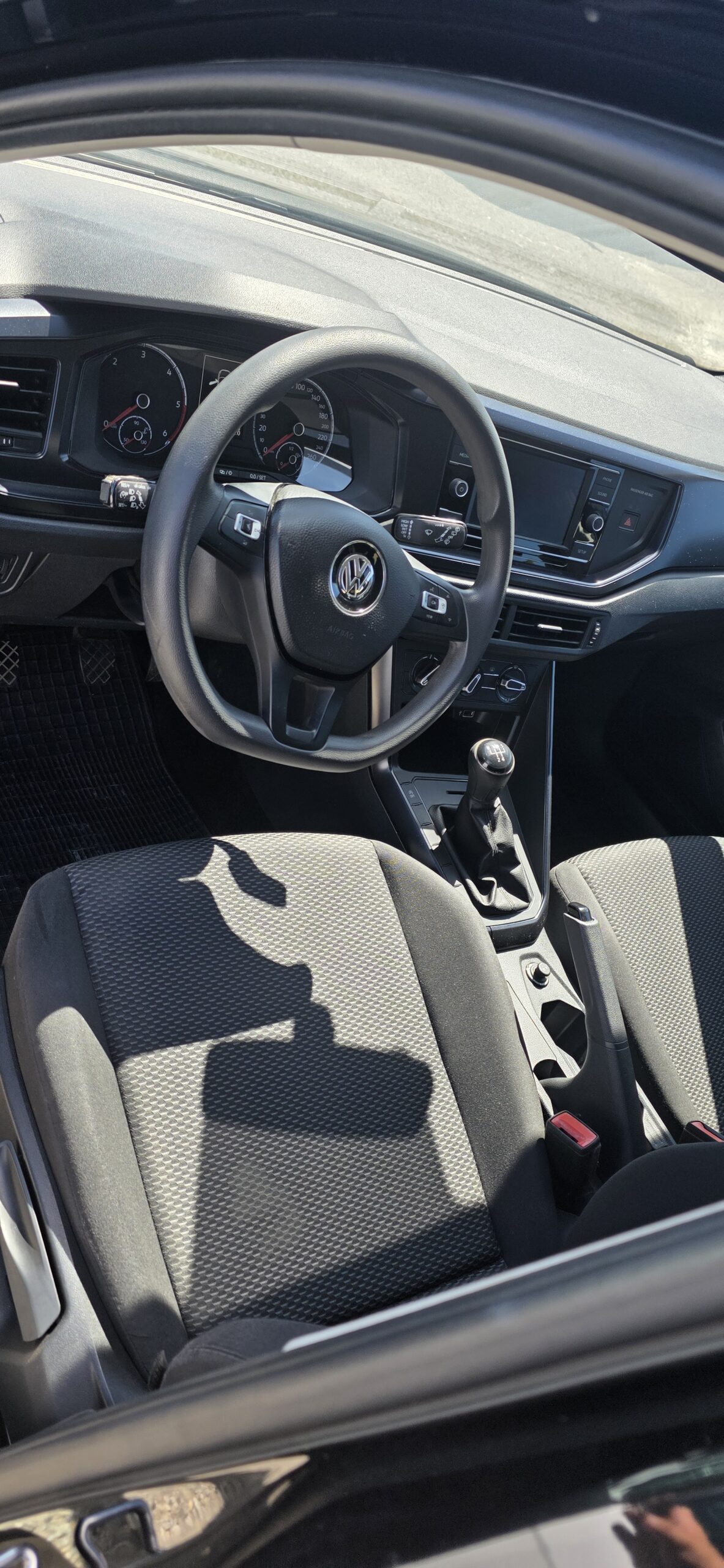 
								VOLKSWAGEN POLO 1.6 TDI full									