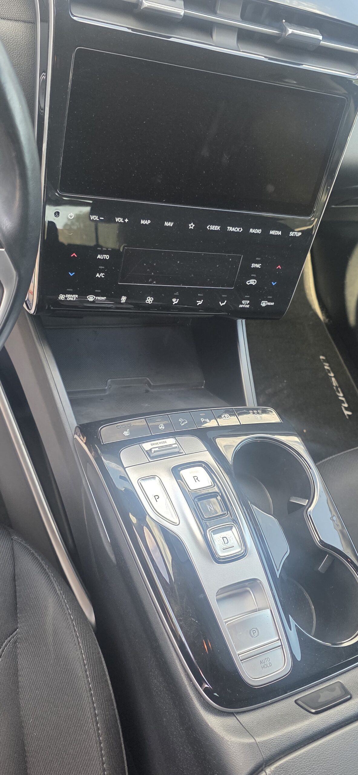 
								HYUNDAI TUCSON FULL HYBRID 1.6 230CV full									