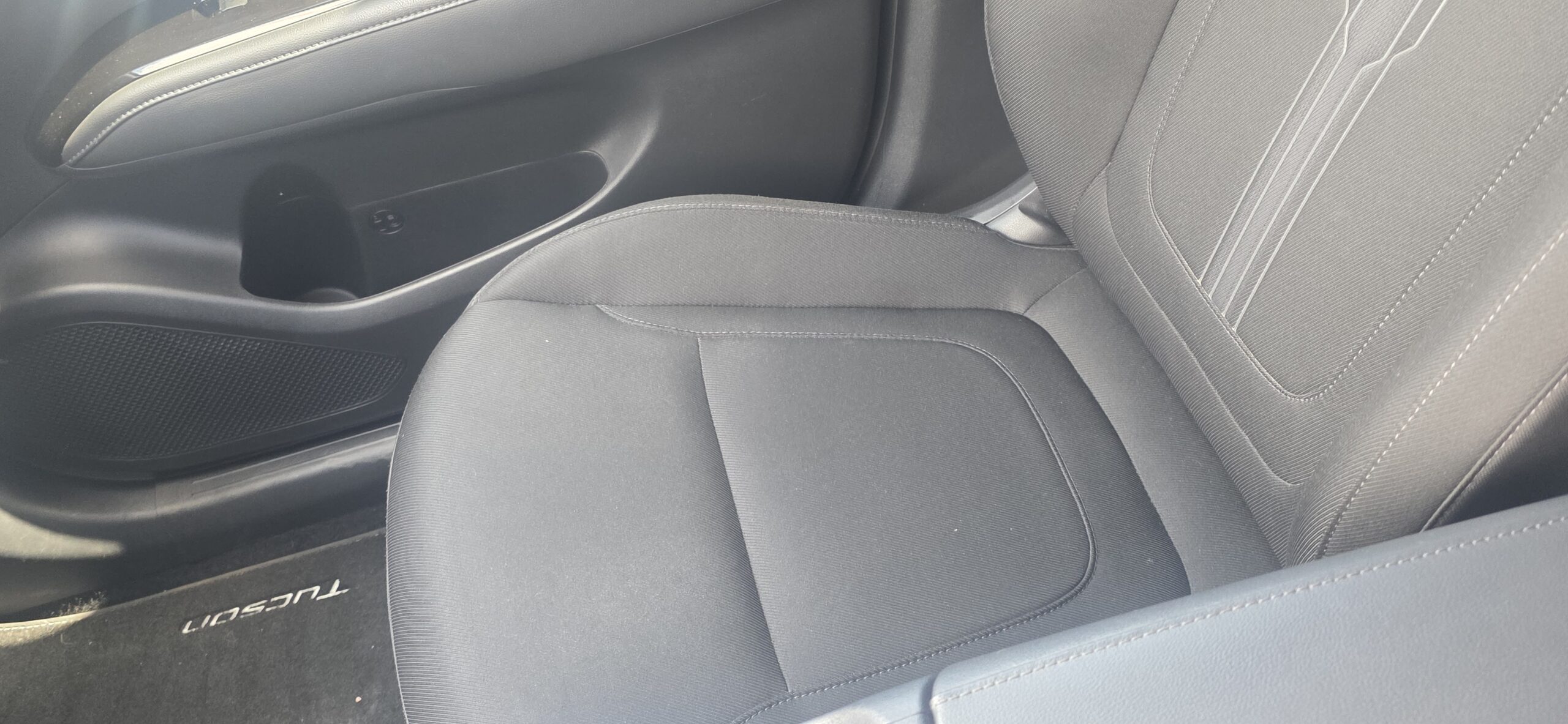
								HYUNDAI TUCSON FULL HYBRID 1.6 230CV full									