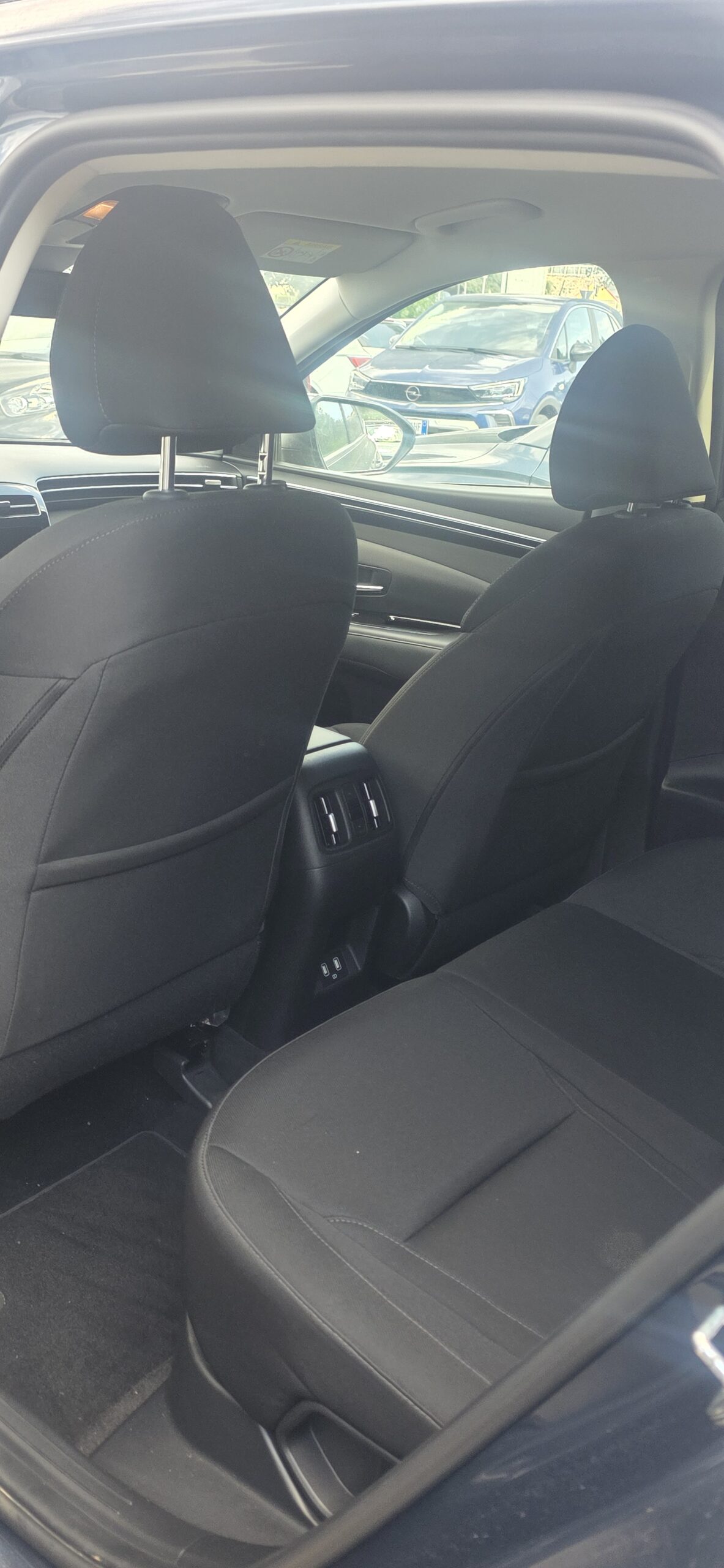 
								HYUNDAI TUCSON FULL HYBRID 1.6 230CV full									